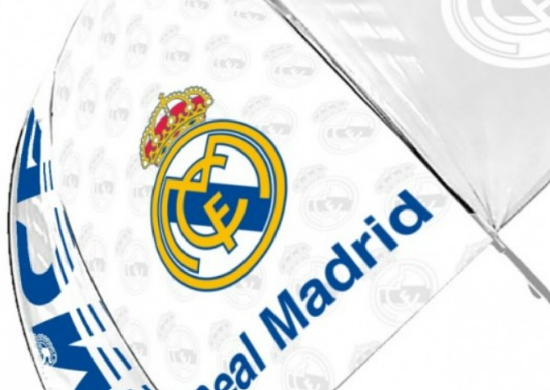 Detail transparentnej potlače Real Madrid na detskom dáždniku